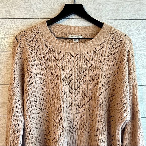 AE Open Knit Crew Neck Chenille Sweater Size Medium in Rosy - Picture 6 of 12